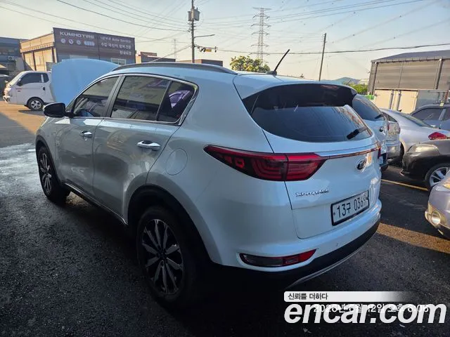 Kia Sportage 2016 thumb 10