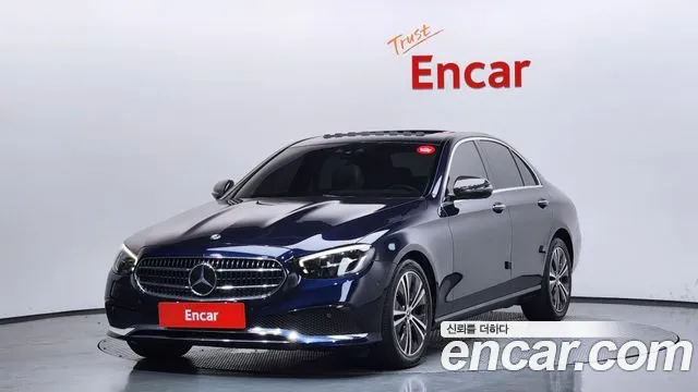 Mercedes-Benz E-Class 2021 thumb 8