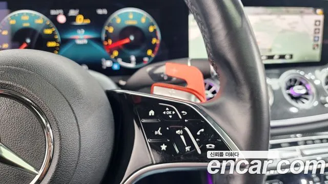 Mercedes-Benz E-Class 2021 thumb 7
