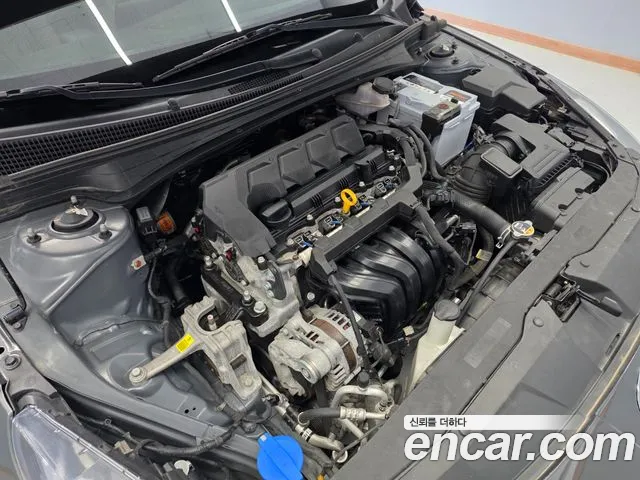 Hyundai Elantra 2021 thumb 4