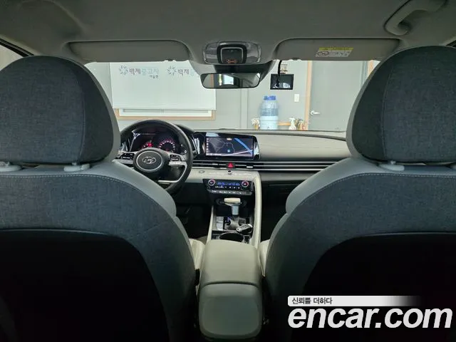 Hyundai Elantra 2021 thumb 12