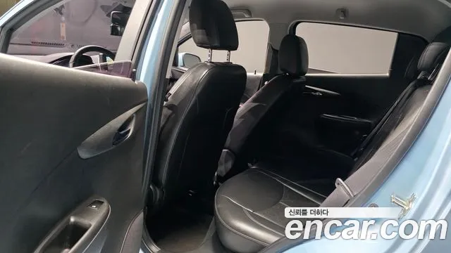 Chevrolet Spark 2016 thumb 2