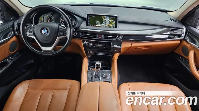 BMW X6 2018 thumb 10