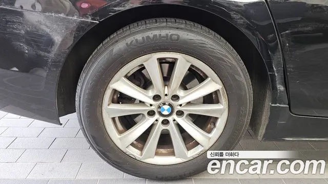 BMW 5 серии 2013 thumb 12