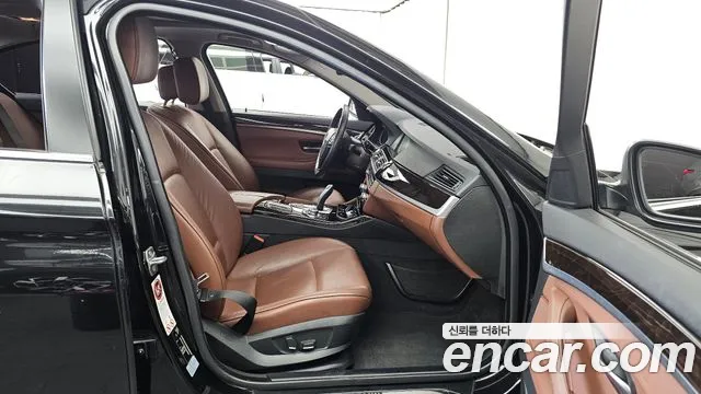 BMW 5 серии 2013 thumb 6