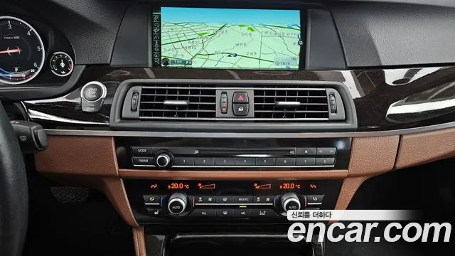 BMW 5 серии 2013 thumb 4