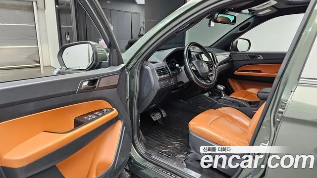 KGM Rexton 2022 thumb 2