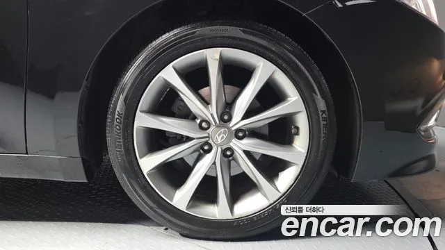 Hyundai Grandeur 2016 thumb 6