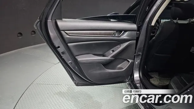 Honda Accord 2018 thumb 4
