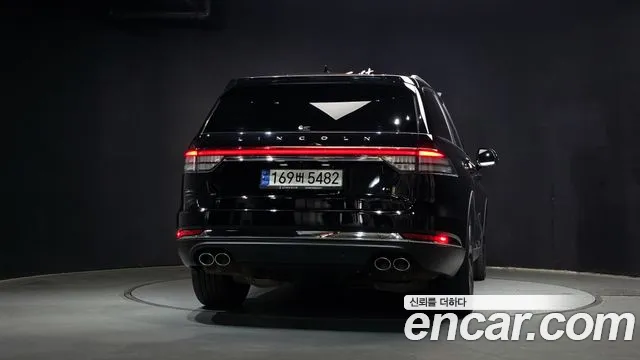 Lincoln Aviator 2022 thumb 11