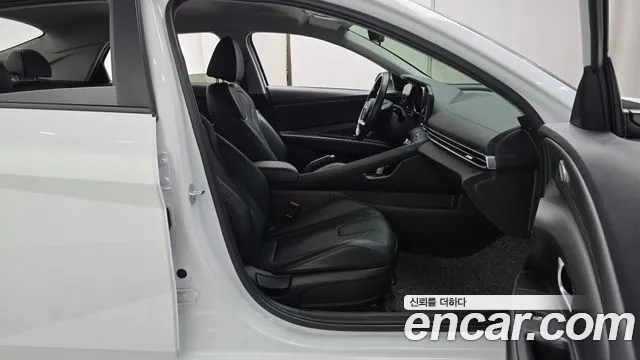 Hyundai Elantra 2021 thumb 7