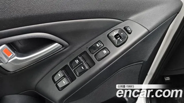 Hyundai Tucson 2014 thumb 10