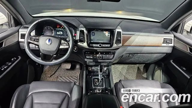 KGM Rexton 2017 thumb 4