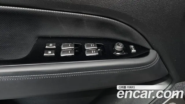 KGM Rexton 2017 thumb 5