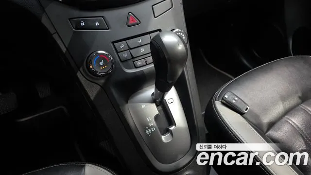 Chevrolet Orlando 2016 thumb 11