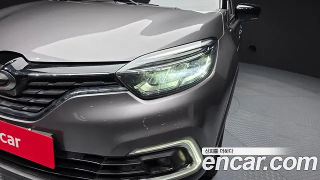 Renault QM3 2018 thumb 10