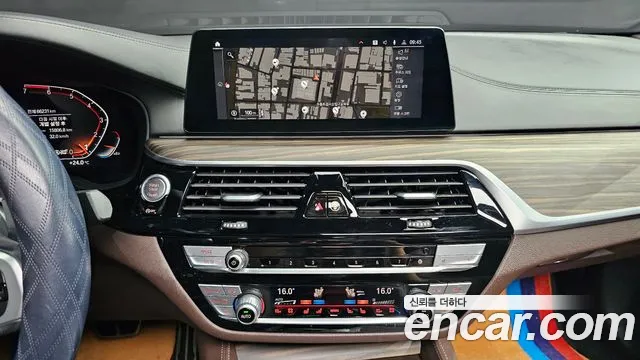 BMW 5 серии 2020 thumb 7