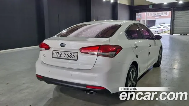 Kia K3 2017 thumb 3