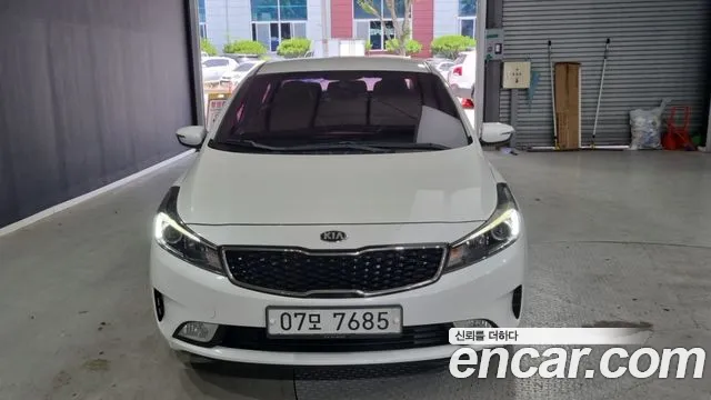 Kia K3 2017 thumb 12