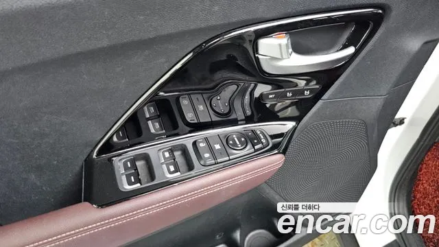 Kia Niro 2021 thumb 8