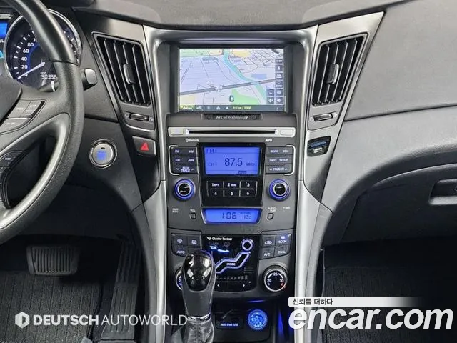 Hyundai (DN8) 2012 thumb 3