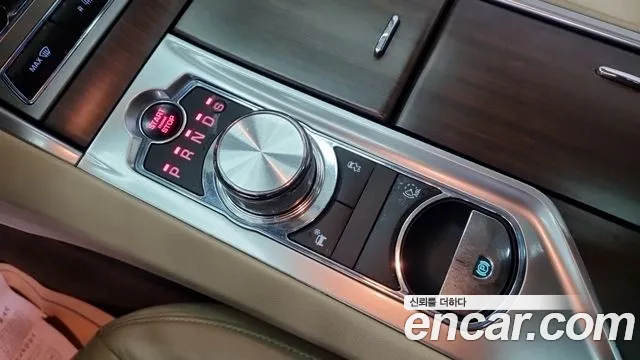 Jaguar XF 2013 thumb 6
