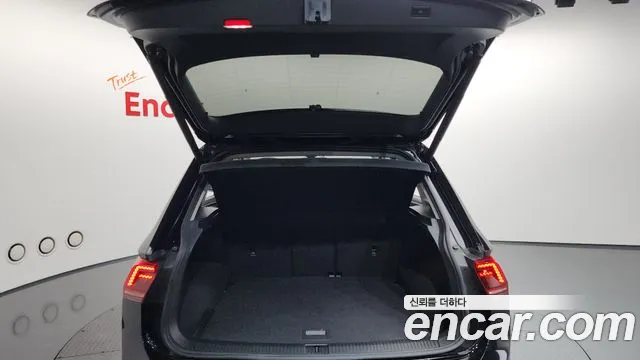 Volkswagen Tiguan 2020 thumb 5