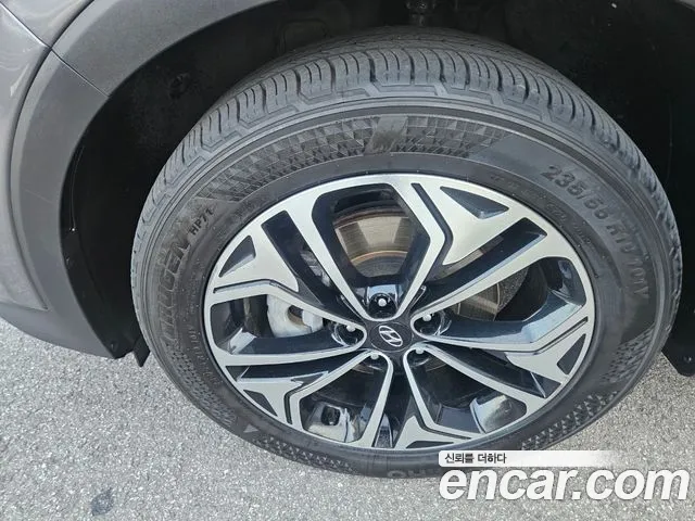 Hyundai Santa Fe 2018 thumb 10