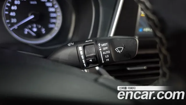 Hyundai Grandeur 2017 thumb 9