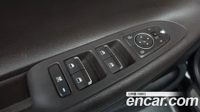 Hyundai Grandeur 2017 thumb 11