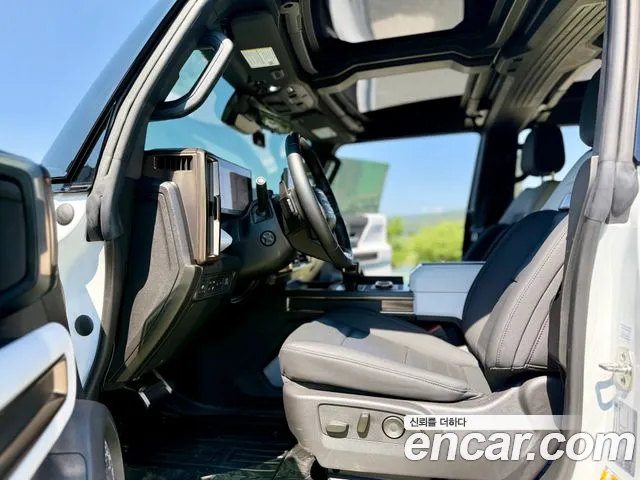 GMC Hummer EV 2024 thumb 9
