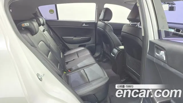 Kia Sportage 2016 thumb 8