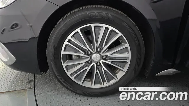 Hyundai Grandeur 2018 thumb 5