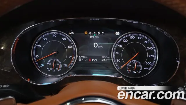 Bentley Bentayga 2019 thumb 6