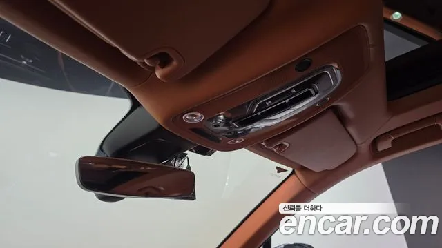 Bentley Bentayga 2019 thumb 11