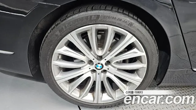 BMW 7 серии 2017 thumb 6