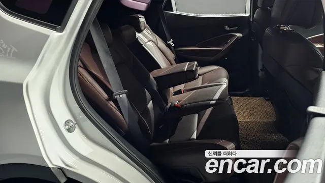 Hyundai Santafe 2017 thumb 6