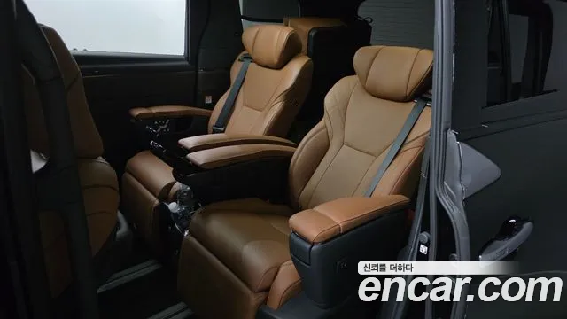 Toyota Alphard 2025 thumb 7