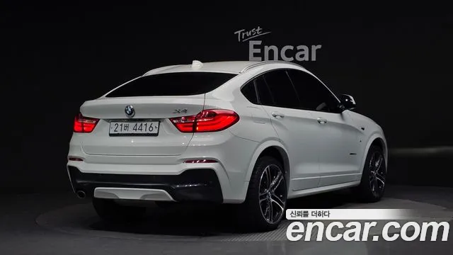 BMW X4 2018 thumb 12
