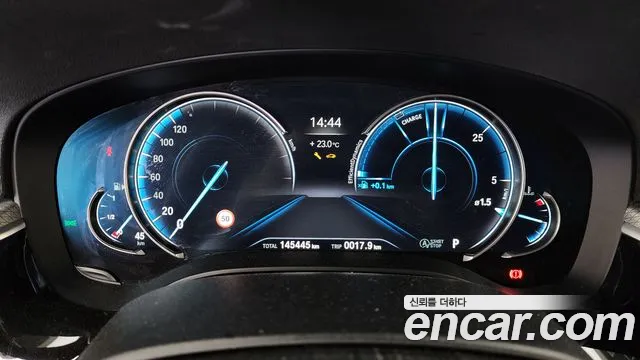BMW 5 серии 2018 thumb 9