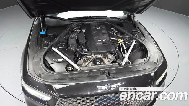 Genesis G90 2019 thumb 2