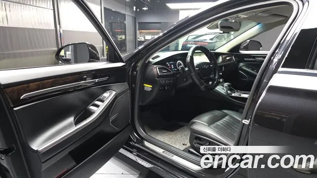 Genesis G90 2019 thumb 12
