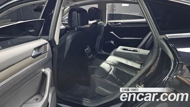 Volkswagen Arteon 2019 thumb 3