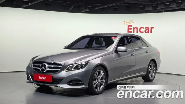Mercedes-Benz E-Class 2015 thumb 7
