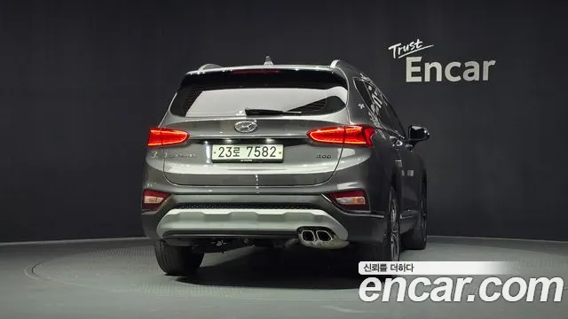 Hyundai Santa Fe 2019 thumb 8
