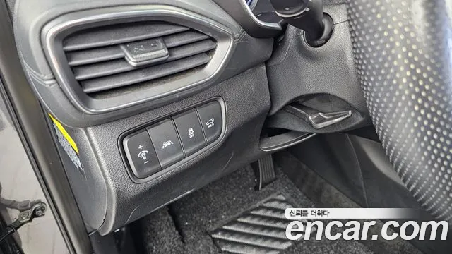 Hyundai Santa Fe 2019 thumb 4