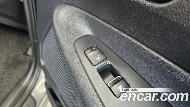 Hyundai Santa Fe 2019 thumb 10