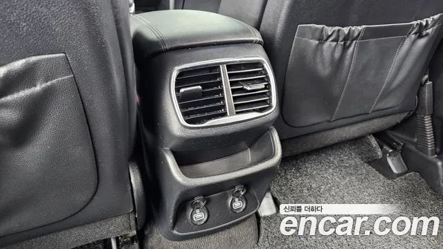 Hyundai Santa Fe 2019 thumb 7