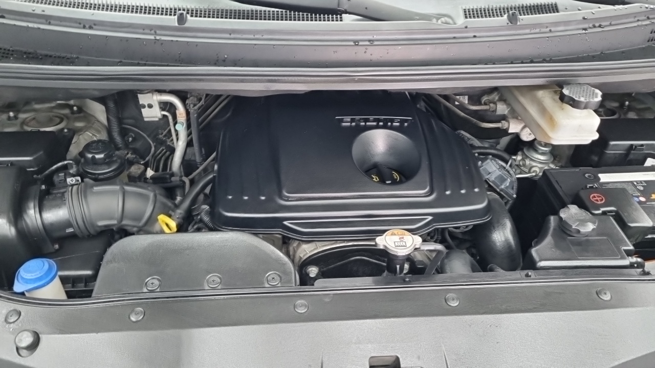 Hyundai Staria 2014 thumb 6