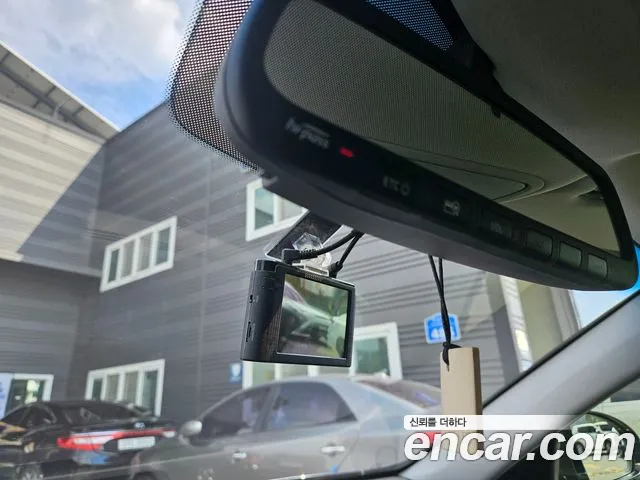 Kia K7 2017 thumb 9
